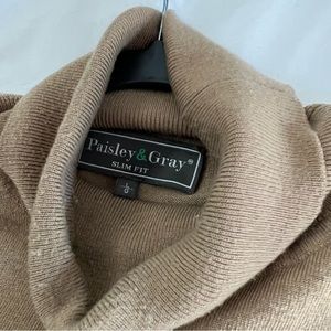 Paisley & Grey Turtle Neck light Sweater